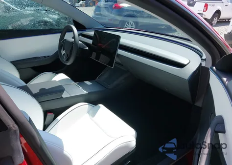 2024 Tesla Model 3 Performance All-Wheel Drive z USA, uszkodzony, nr VIN 5YJ3E1ET9RF897132